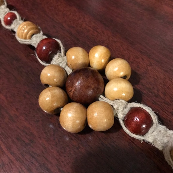 HANDMADE 100% HEMP/WOOD DAISY CHOKER - Picture 4 of 15